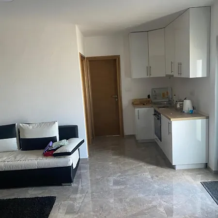 Apartment Vikendica Berak *